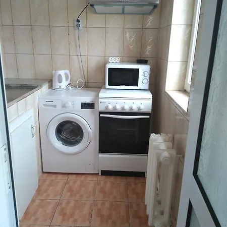 アパート Apartament Syby
